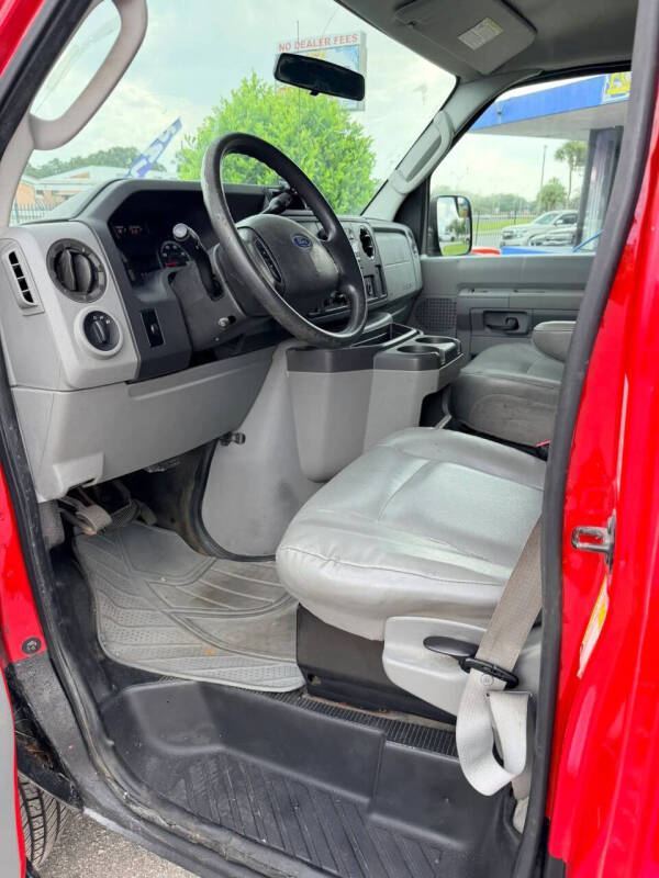 2011 Ford E-Series E-350 SD