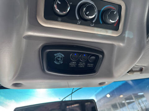 2017 GMC Savana 2500