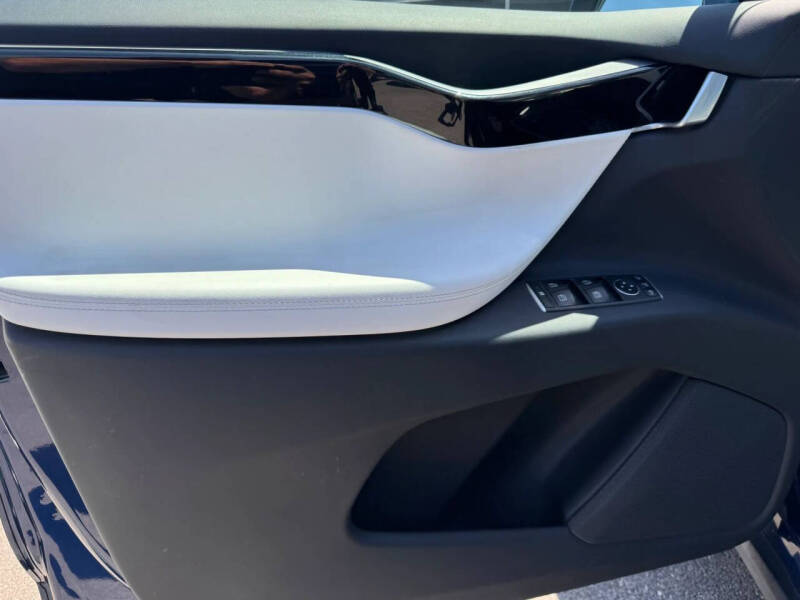 2020 Tesla Model X