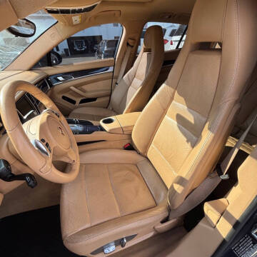 2011 Porsche Panamera