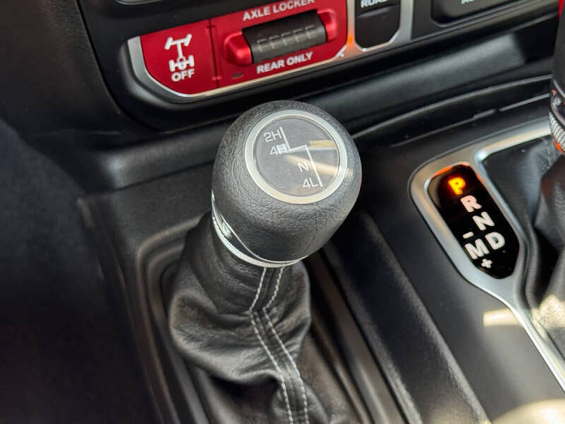 2025 Jeep Gladiator Willys