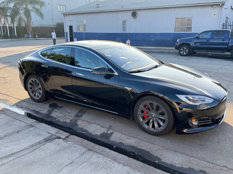 2016 Tesla Model S 90D
