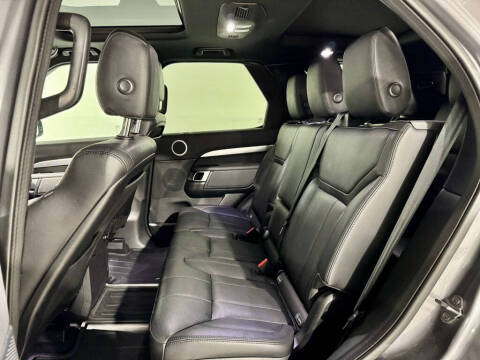 2020 Land Rover Discovery Landmark Edition