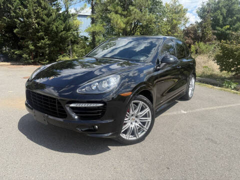2013 Porsche Cayenne GTS