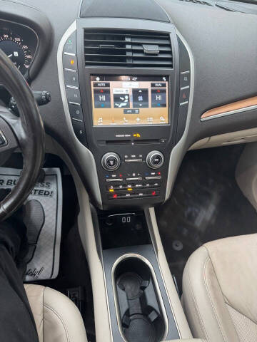 2017 Lincoln MKC Select