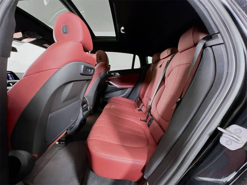 2022 BMW X6 xDrive40i