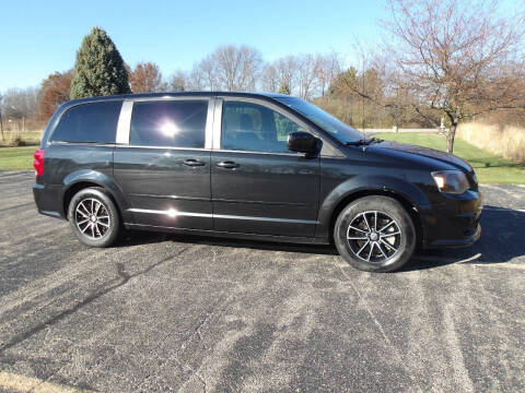 2017 Dodge Grand Caravan for sale at Crossroads Used Cars Inc. in Tremont IL