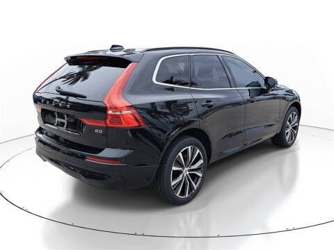 2022 Volvo XC60 B5 Momentum