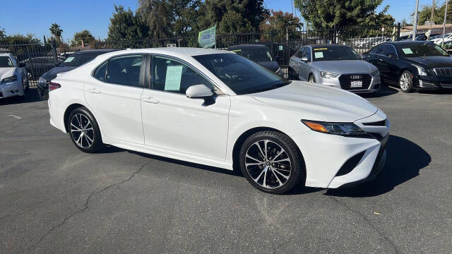 2020 Toyota Camry for sale at Auto Plaza in Fresno, CA