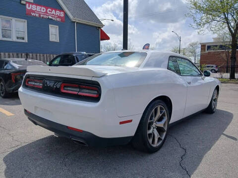 2017 Dodge Challenger SXT