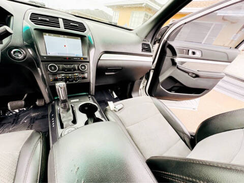 2017 Ford Explorer XLT