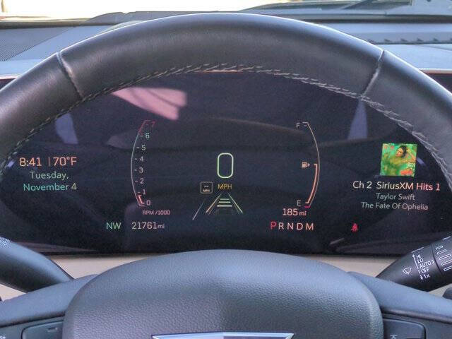 2025 Cadillac XT4 Premium Luxury