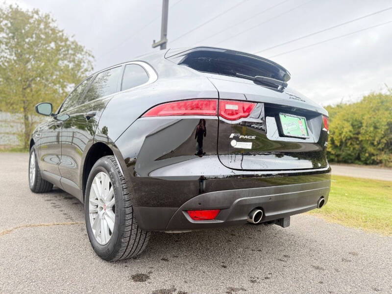 2017 Jaguar F-PACE 35t Prestige