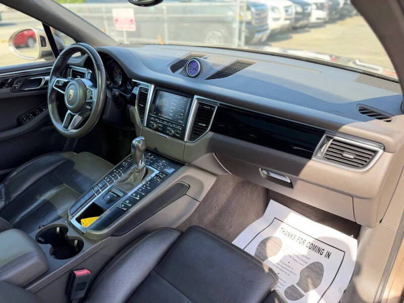 2016 Porsche Macan S