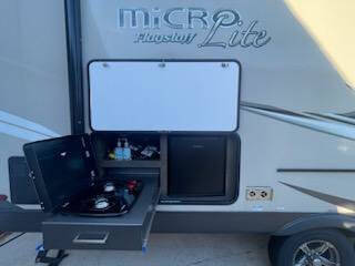 2021 Flagstaff Micro Lite