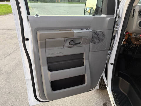 2009 Ford E-Series E-250