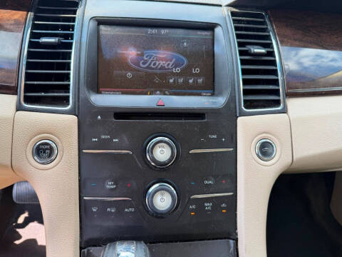 2015 Ford Taurus Limited