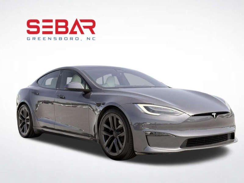 2022 Tesla Model S Plaid