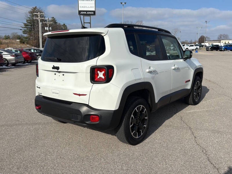 2023 Jeep Renegade Trailhawk