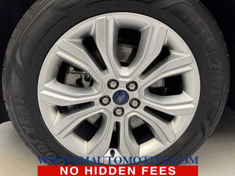 2020 Ford Edge Titanium