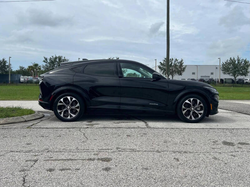 2022 Ford Mustang Mach-E Premium