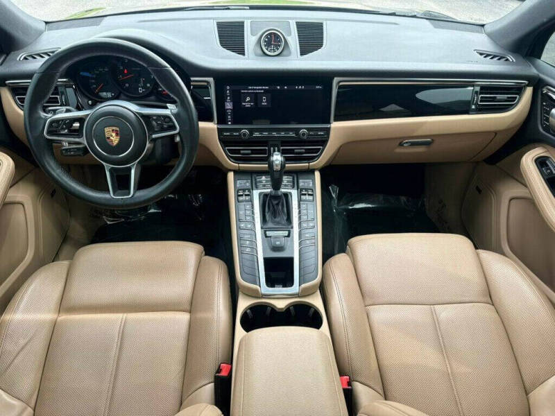 2020 Porsche Macan