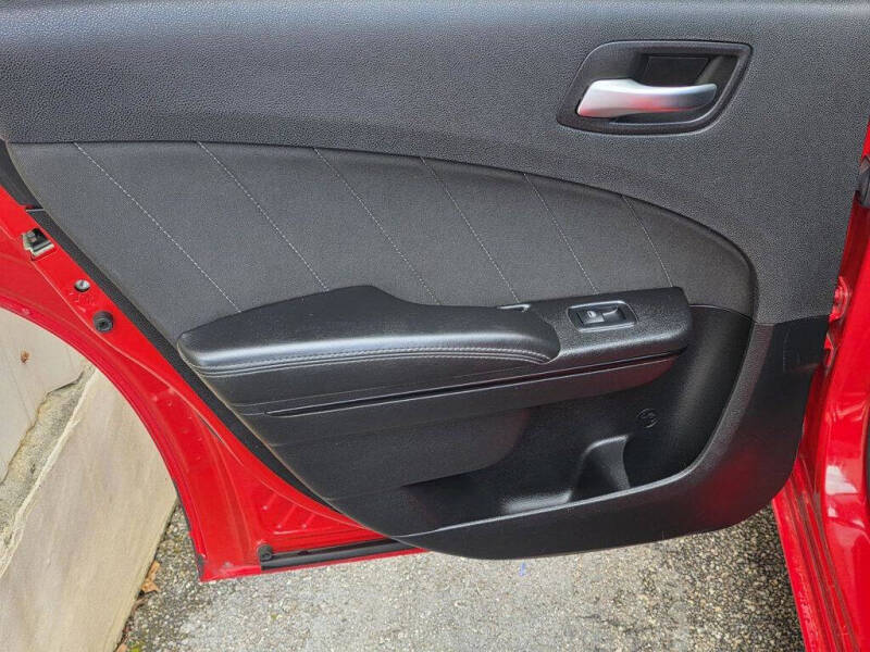 2020 Dodge Charger SXT