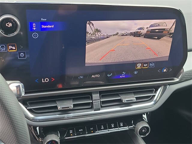 2026 Chevrolet Equinox EV LT 1