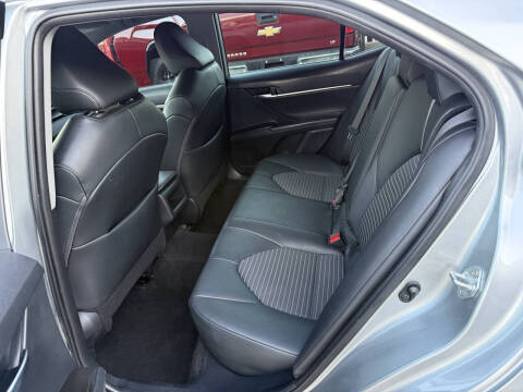 2022 Toyota Camry SE