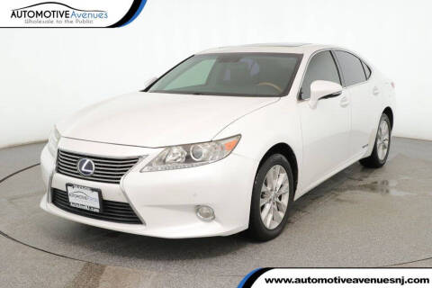 2015 Lexus ES 300h