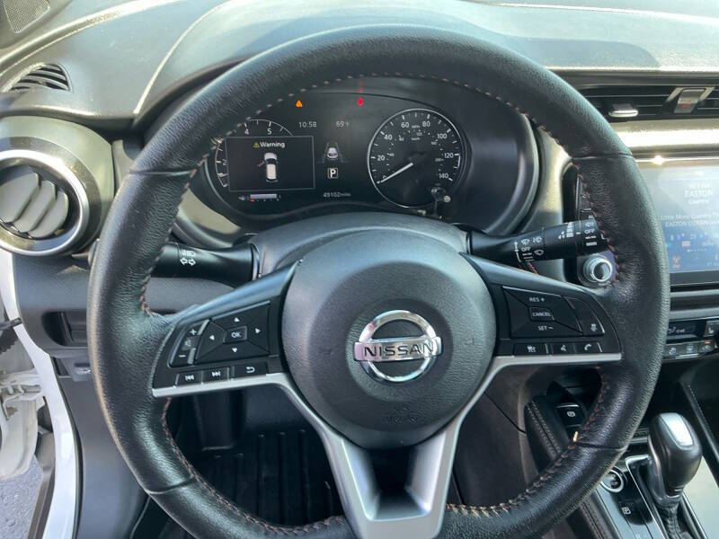 2021 Nissan Kicks SR