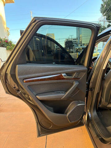 2018 Audi Q5 2.0T quattro Premium Plus