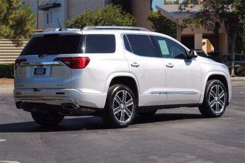 2018 GMC Acadia Denali