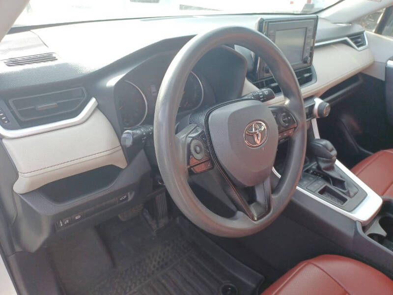 2019 Toyota RAV4 XLE
