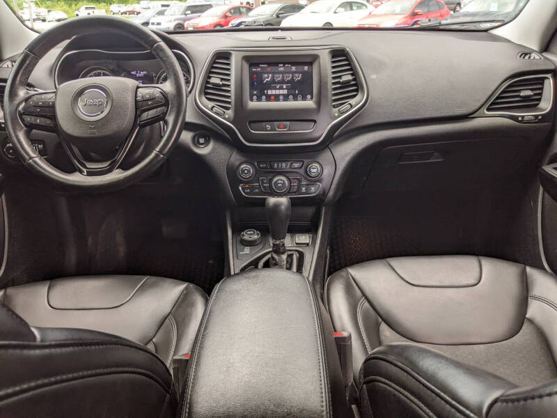 2019 Jeep Cherokee Latitude Plus