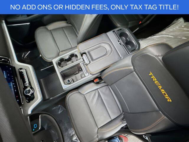 2025 Ford Expedition Tremor