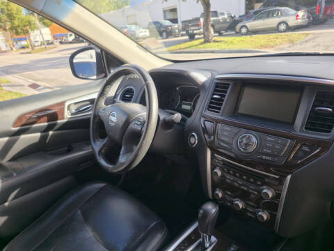 2015 Nissan Pathfinder Platinum