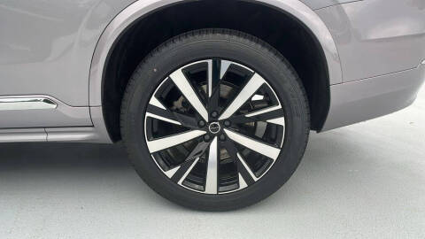 2026 Volvo XC90 B5 Core