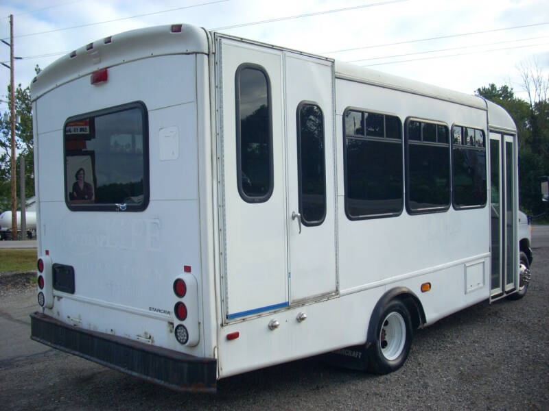 2007 Ford E-Series E-450 SD