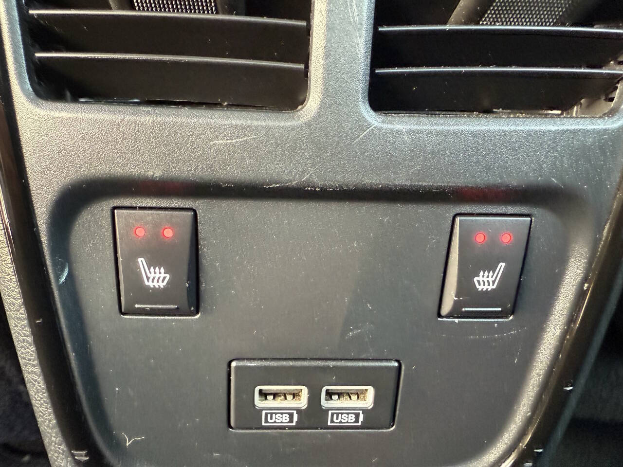 2020 Dodge Charger SXT AWD photo 23