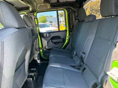 2025 Jeep Gladiator Sport S