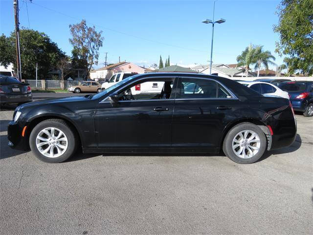 2016 Chrysler 300