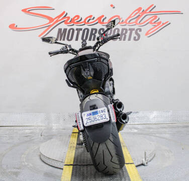 2023 Ducati Diavel V4