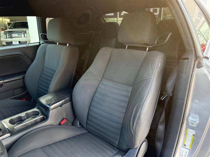 2014 Dodge Challenger SXT