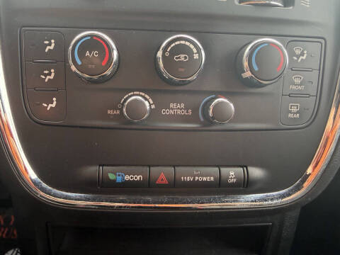 2017 Dodge Grand Caravan SE Plus