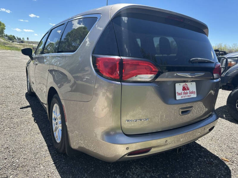 2018 Chrysler Pacifica LX