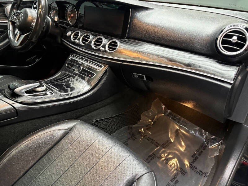 2019 Mercedes-Benz E-Class E 300