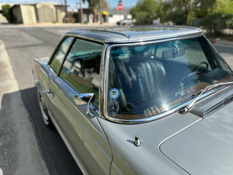 1969 Mercedes-Benz 280-Class