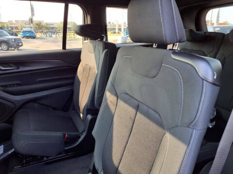 2025 Jeep Grand Cherokee L Laredo X