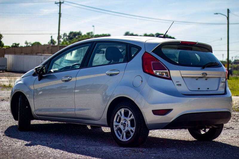 2015 Ford Fiesta SE